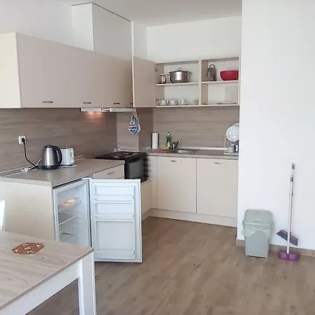 Apartment Silver A98 *